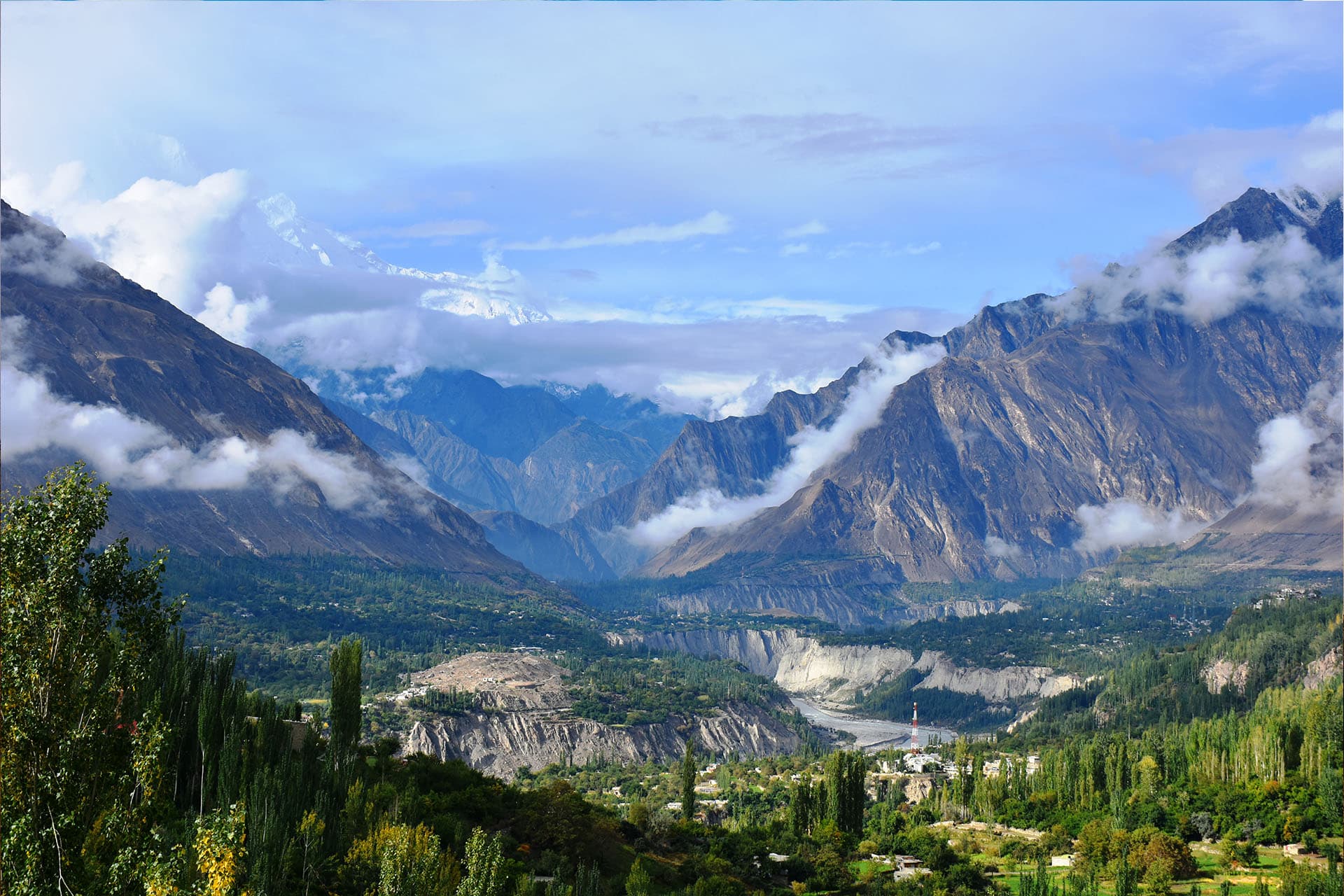 Experiencing the Magic of Hunza Valley