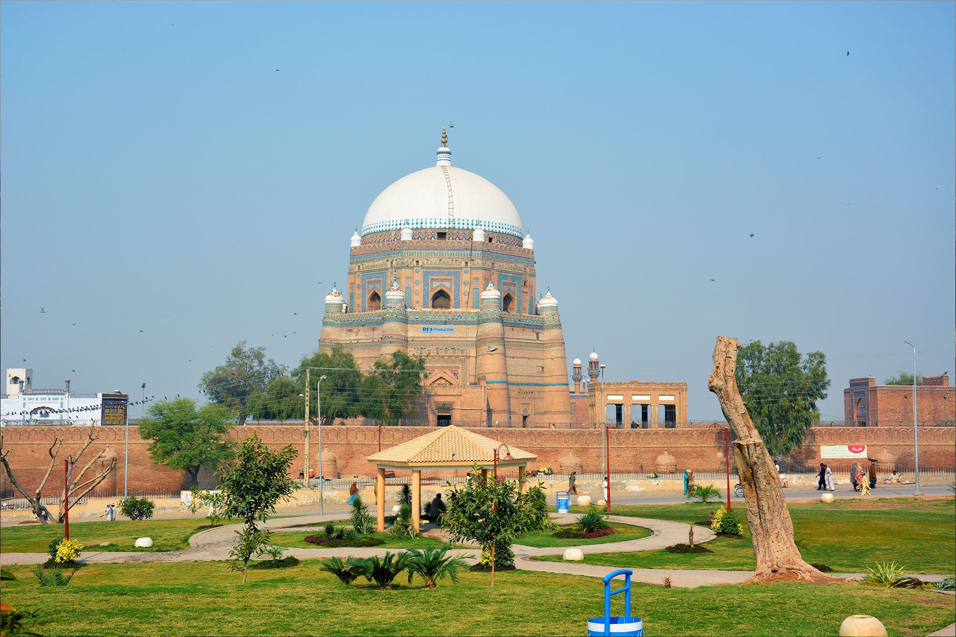 Multan Mysteries: Unveiling the City of Saints and Sufis